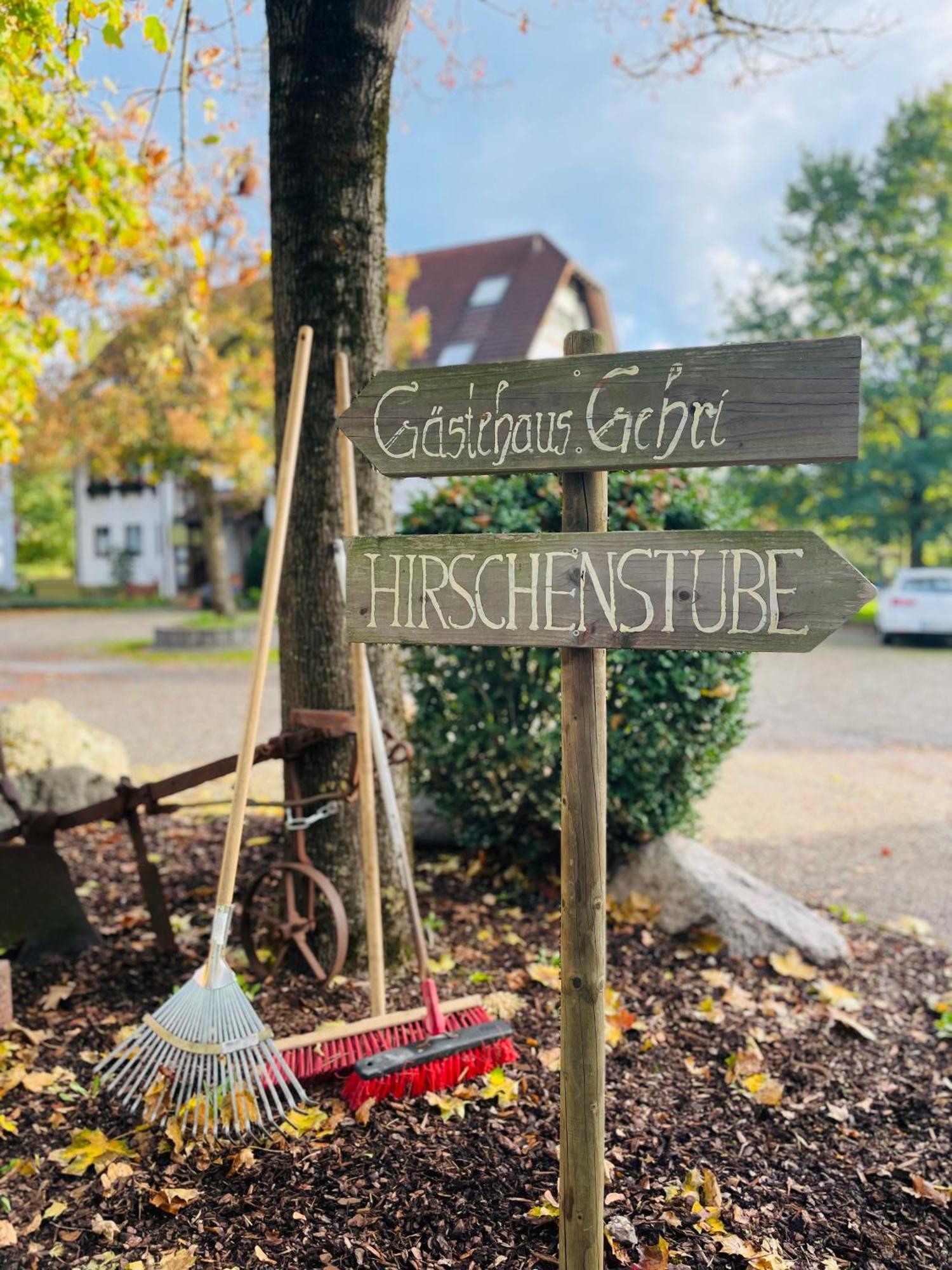 Gasthaus Hirschenstube & Gaestehaus Gehri Waldkirch Luaran gambar