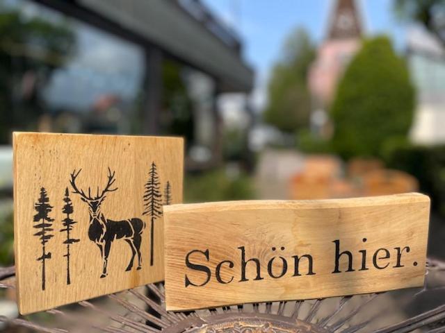 Gasthaus Hirschenstube & Gaestehaus Gehri Waldkirch Luaran gambar